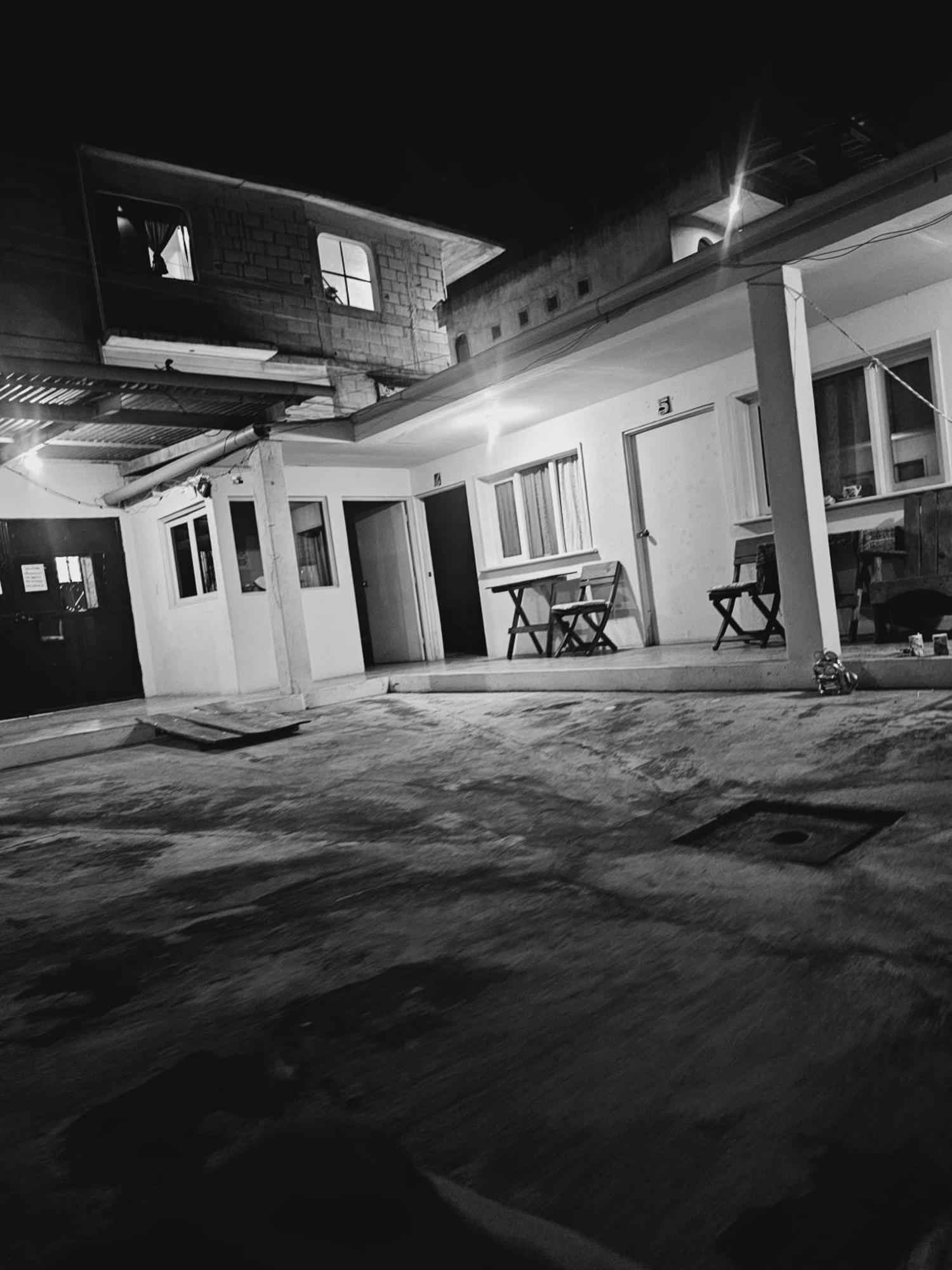 Hostal The Friends Panajachel Eksteriør billede